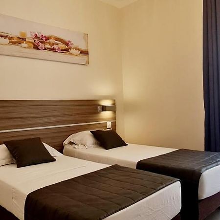 Esperance Hotel Nice Bagian luar foto