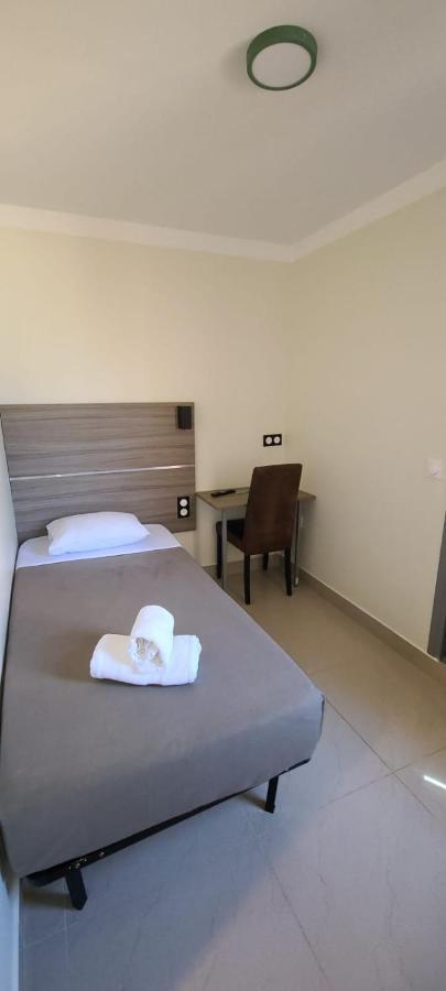 Esperance Hotel Nice Bagian luar foto